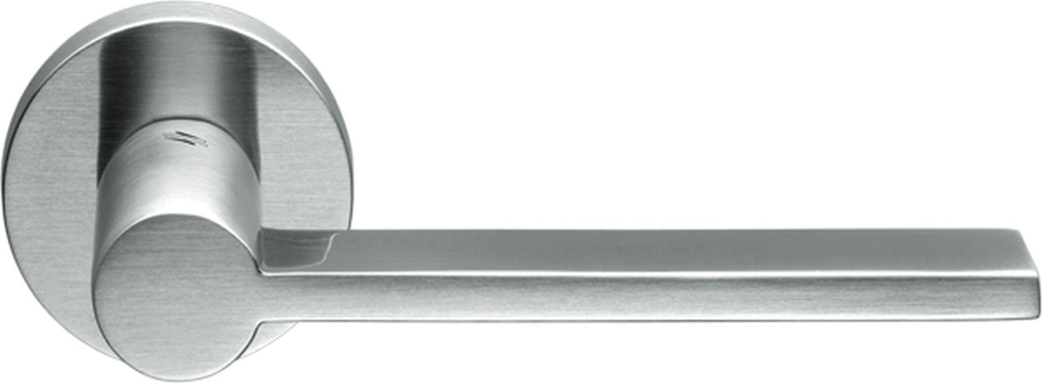 COLOMBO DESIGN -  Maniglia TOOL coppia con rosette e bocchette tonde foro patent - mat. OTTONE - col. CROMO MAT - SATINATO