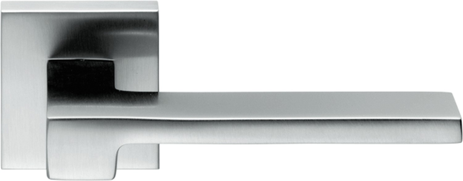 COLOMBO DESIGN -  Maniglia ZELDA coppia con rosette e bocchette quadre foro patent - mat. OTTONE - col. CROMO MAT - SATINATO